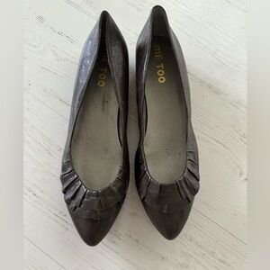 Grey pointed flats size 9